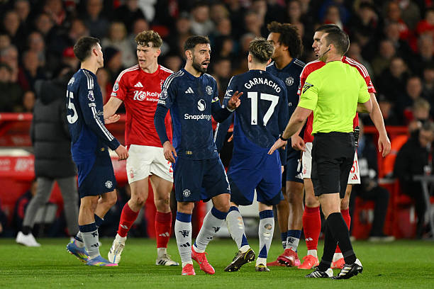 也彰显了中 也彰显了中